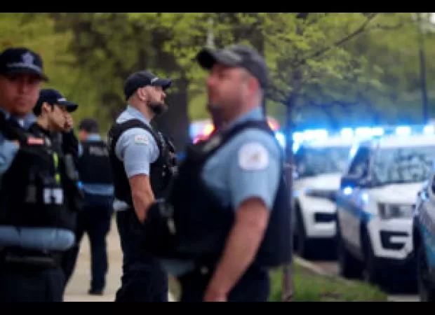 Chicago police officers no longer allowed to be part of hate/extremist groups.