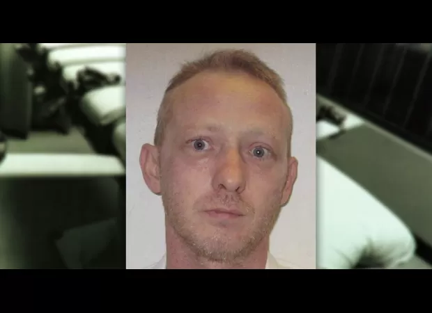 Inmate expresses last thoughts to warden before death by execution.