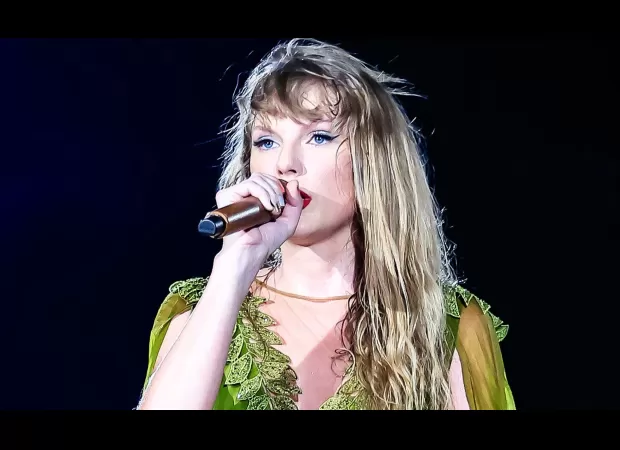 Dad of Taylor fan who passed away gives a tearful interview.