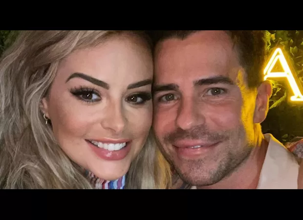 Rhian and Oliver are expecting their first baby!