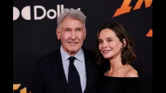 Harrison Ford, 81, and wife Calista Flockhart, 59, share a passionate kiss after their Thanksgiving getaway.