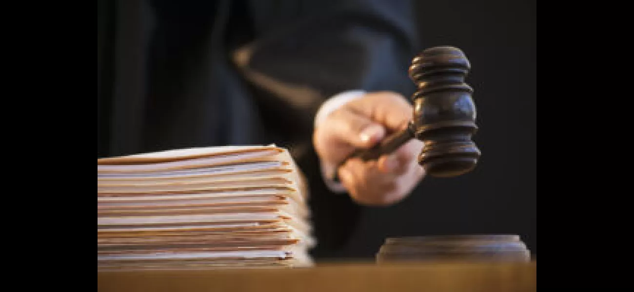 Judge calls mass shooter a threat, orders him to stay in jail.