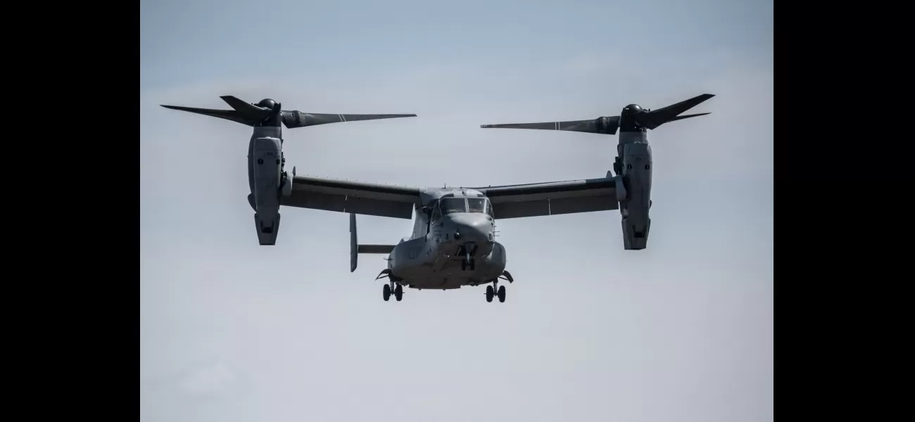 US mil. aircraft w/ 8 onboard crashed into sea after sending out an emergency call.