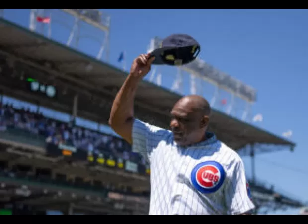Andre Dawson wants his Hall of Fame plaque to show the Montreal Expos logo.