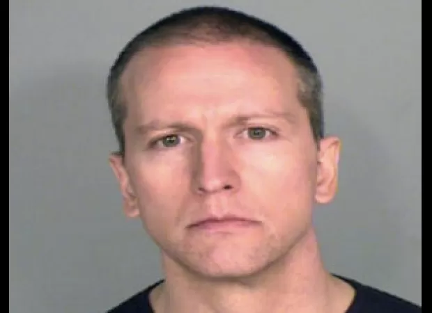 Inmate allegedly stabbed Derek Chauvin 22 times in the name of 