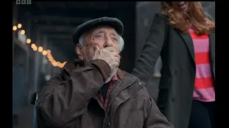 Fans of Doctor Who moved to tears by appearance of Bernard Cribbins, who passed away aged 93.
