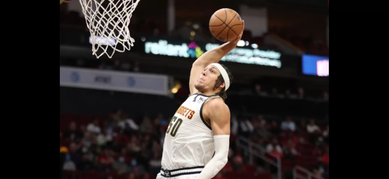 Woman Googled Aaron Gordon's net worth during date.