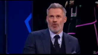 Carragher criticizes Ten Hag for defending Man U's performance against Bayern Munich.
