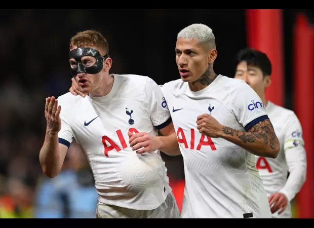 Ange Postecoglou encourages Dejan Kulusevski to keep pushing himself and reach even greater success.