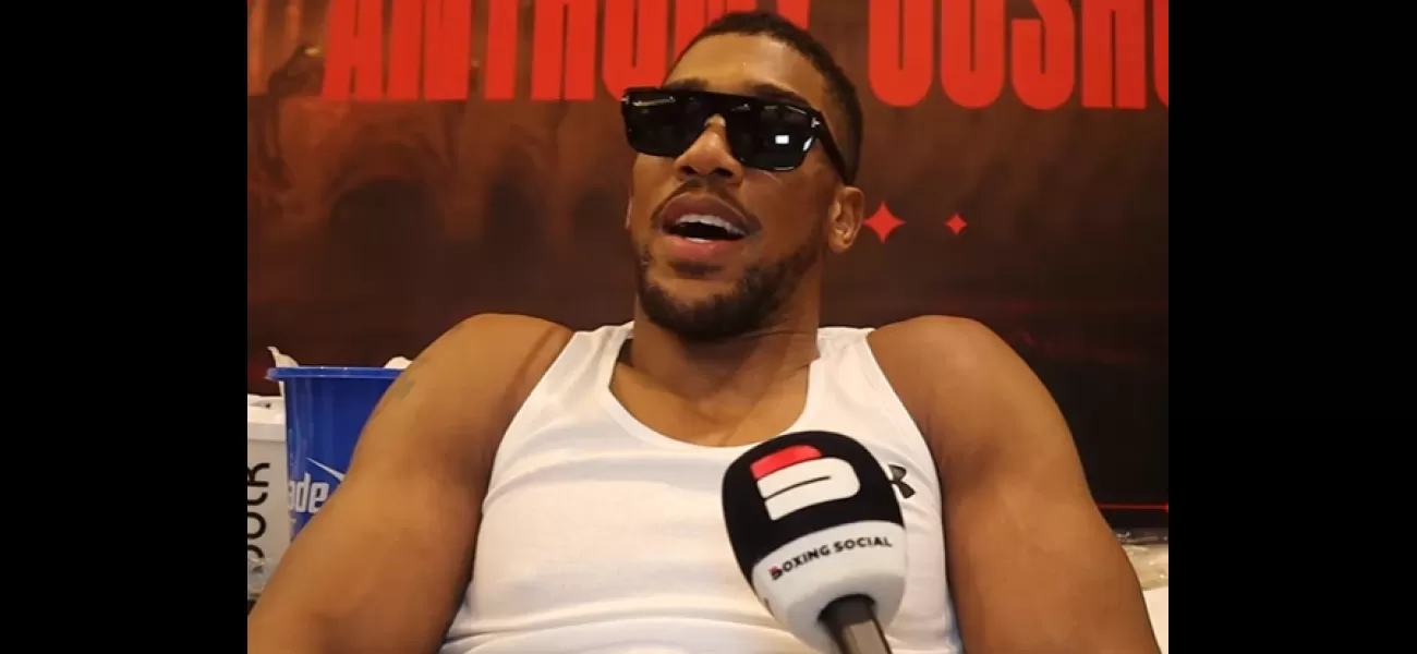 Joshua predicts Usyk will win if Fury-Usyk fight happens.