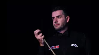 Mark Selby wins first of two Macau exhibition events during the holiday season.