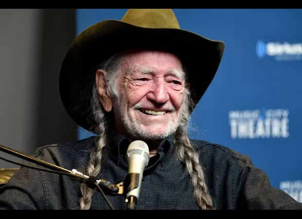 Wife discovered musician's infidelity in an upsetting manner.