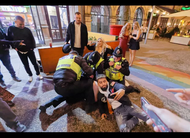 Capturing a festive night out is like creating a Renaissance masterpiece.