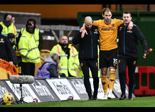 Craig Dawson suffered a severe injury in Wolves' win against Chelsea, per Gary O'Neil.
