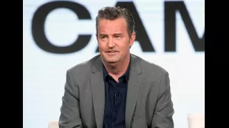 Matthew Perry glued his hands to his knees to prevent himself from taking drugs, according to his ex-girlfriend.