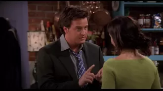 Friends Xmas ep w/ meaningful Chandler moment more meaningful post Matthew Perry's death.