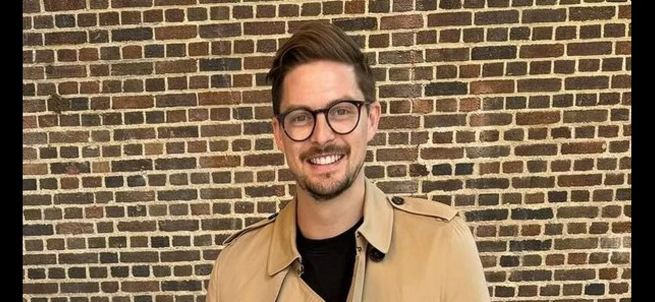 Love Island star shows off their dramatic body transformation after losing 20 stone.
