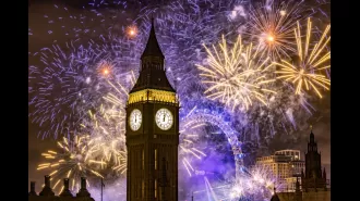 Watch free fireworks in London for New Year's Eve 2024!