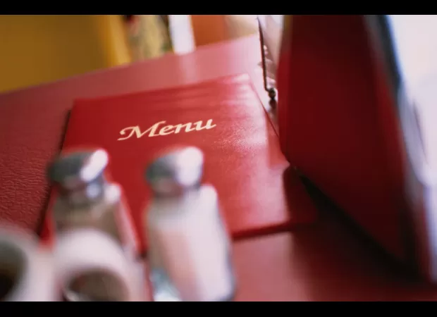 Palestinian restaurant in Jewish Brooklyn area faces criticism for menu terms.