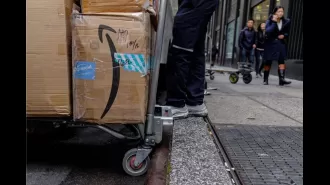 White women attacked a Black delivery driver doing her job, an act of racism.