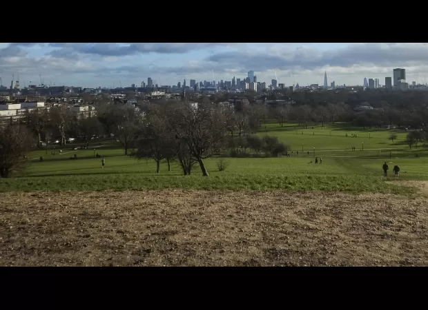 Teenager fatally stabbed on New Year's Eve, few hours before midnight.