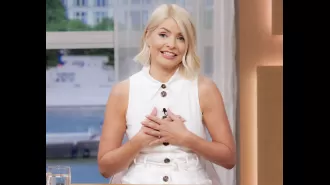This Morning denies resemblance to Holly Willoughby's lookalike.