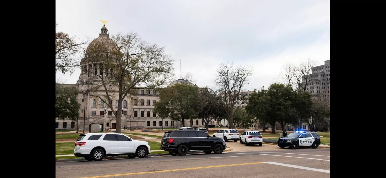 Nine US state capitols evacuated after bomb threat was made: 