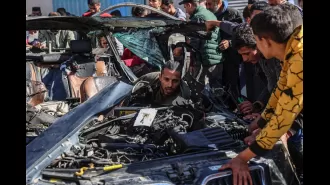 2 journos killed in car bomb in Gaza, shocking the world.