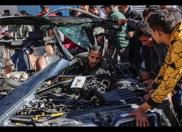 2 journos killed in car bomb in Gaza, shocking the world.