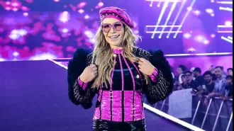 WWE wrestler Natalya shocks fans with graphic photo revealing the tough life of a female wrestler.