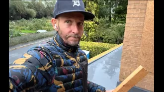 Jonnie Irwin believes that the NHS is restricted in its approach to cancer treatment and is not able to think creatively.