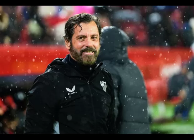 Man Utd's Hannibal Mejbri has been loaned to Sevilla with a possible purchase option.