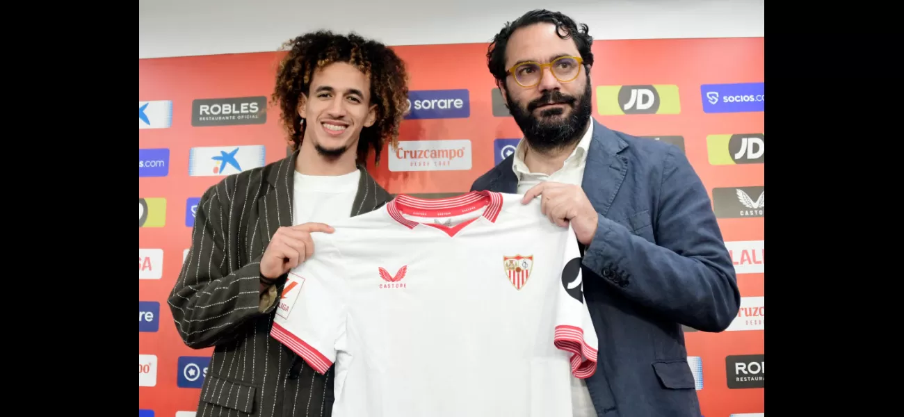 H. Mejbri shares what Man Utd teammates said about Sevilla before his loan move.