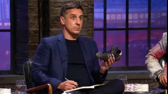 Gary Neville invests in Dragons' Den