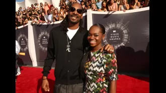 Snoop Dogg's 24-year-old daughter has experienced a serious stroke.
