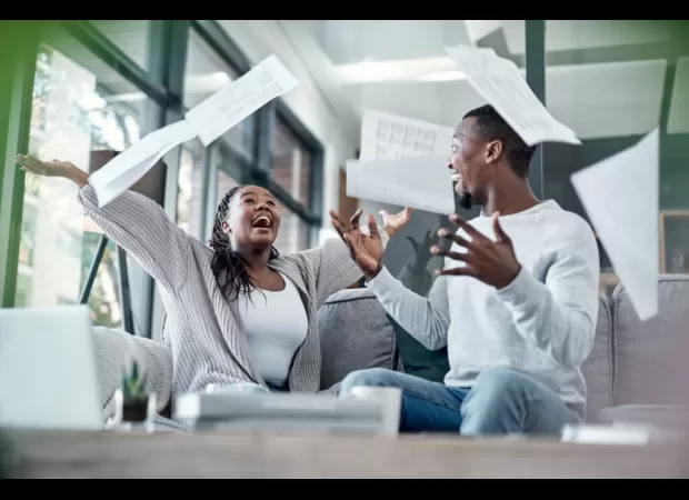 A pair from Versailles received a shock when they won $130K in the lottery, as they had initially mistaken it for $30K.