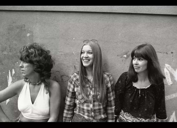 Shangri-Las lead singer Mary Weiss passes away at 75.