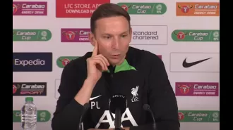 Liverpool coach Pepijn Lijnders stands by the team's decision to play Mohamed Salah despite his injury controversy.