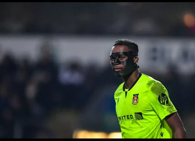 Arsenal's loaned goalkeeper's mistakes lead to Wrexham's elimination from FA Cup.