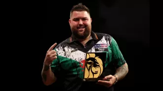 Smith credits Littler's assistance for his victory in the first night of the Premier League.