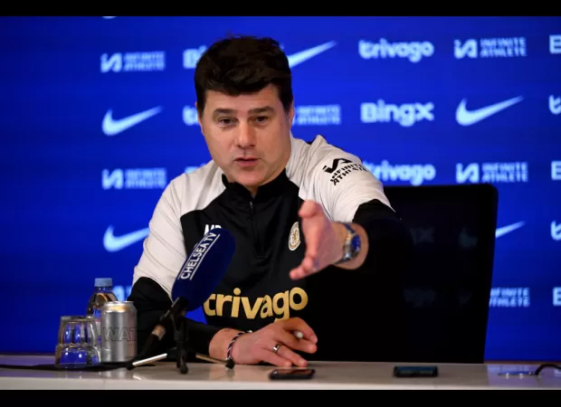 Pochettino believes Chelsea should acquire a player skilled in set-pieces.