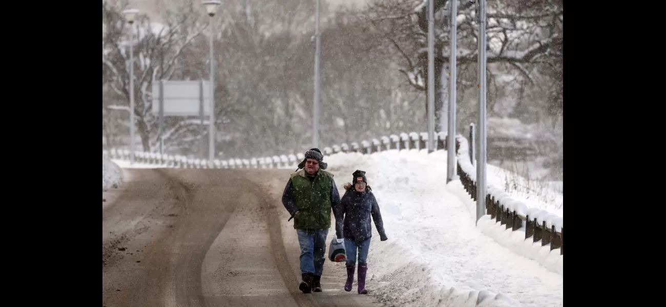UK preparing for more winter weather, warned of possible 8 inches of snow.