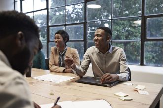 Learn how to effectively guide your team through changes in the workplace with these helpful tips and strategies.