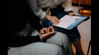 Former Amazon employee shares biggest resume blunder for job seekers.