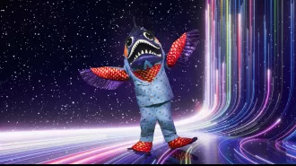 Fans of The Masked Singer believe that a well-known Coronation Street actor is hiding behind the mask of the character Piranha.