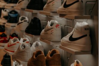 A consignment store in Atlanta shuts down following a reported robbery, but sellers are skeptical about the circumstances.