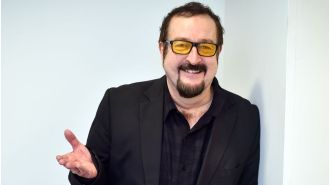 Fans of Steve Wright were moved by Liza Tarbuck's emotional tribute on BBC radio, praising her for honoring Wrighty.