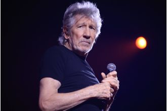 Roger Waters criticizes Bono for his tribute to Israel and Hamas conflict, calling it 