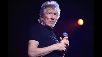 Roger Waters criticizes Bono for his tribute to Israel and Hamas conflict, calling it 