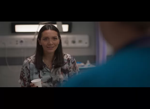 Fans of Casualty were amazed when a well-known soap star unexpectedly appeared on the show while also appearing on another soap.